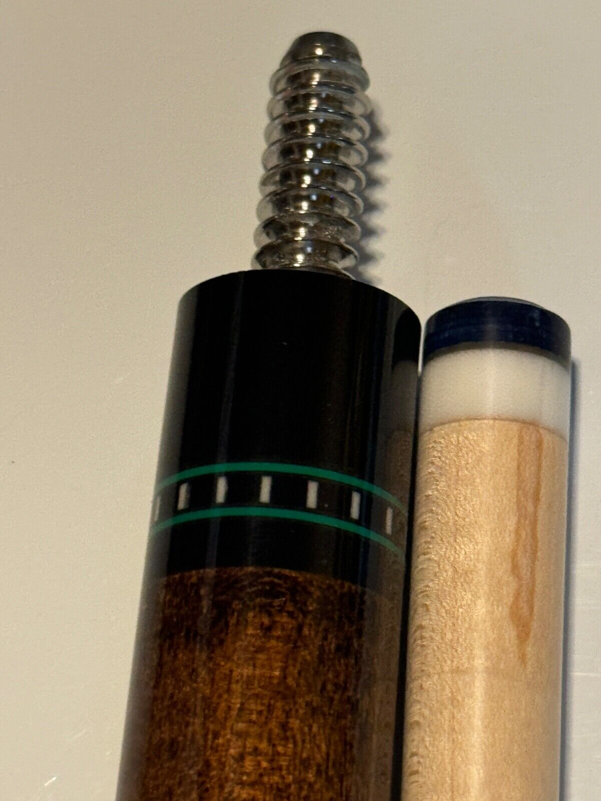MCDERMOTT SELECT SERIES i2 FEB CUE OF THE MONTH SL03C2 NEW SHPS FREE FREE CASE