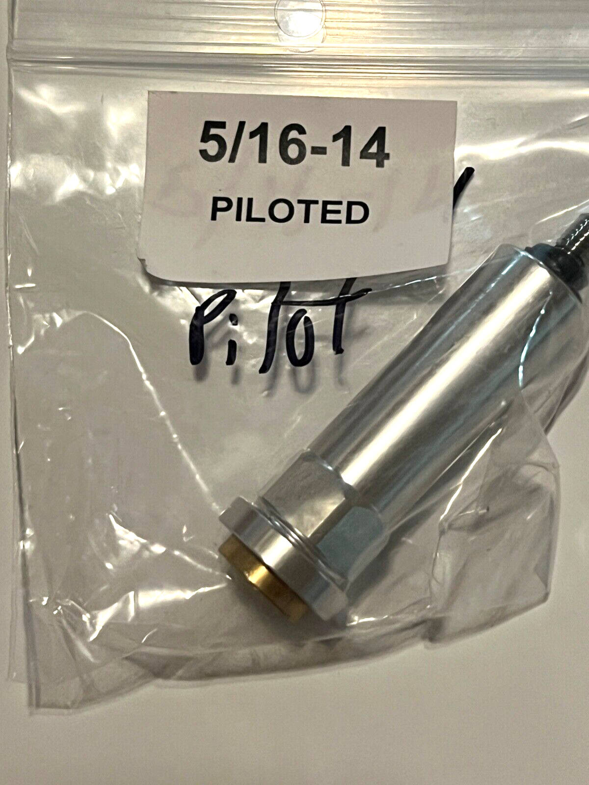 WHYTE CARBON FIBER ADPATER 5/16 X 14 PILOTED SHIP FREE AND FREE TOOL