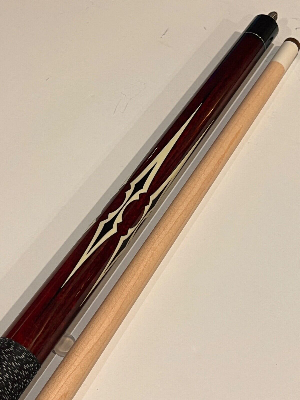 VALHALLA POOL CUE VA232 BY VIKING BRAND NEW FREE SHIPPING FREE CASE BEST VALUE