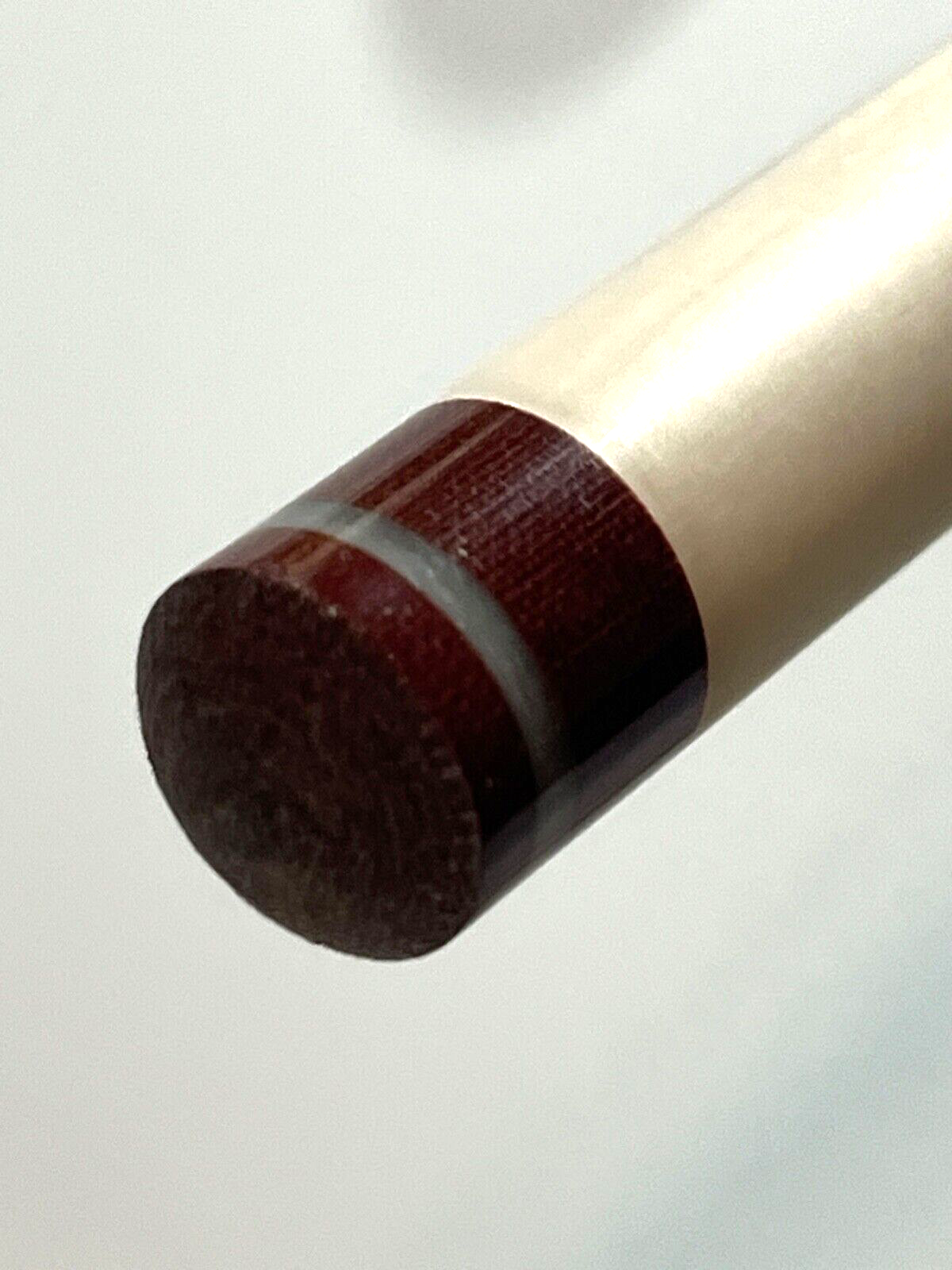 CUETEC AVID SURGE JUMP CUE BROWN STAIN BRAND NEW 95-335 SHIPS FREE