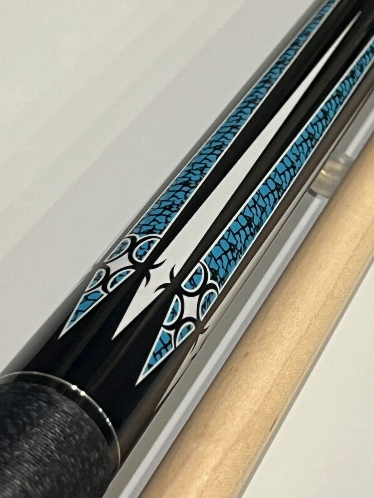 VALHALLA POOL CUE VA465 BY VIKING BRAND NEW FREE SHIPPING FREE CASE BEST VALUE