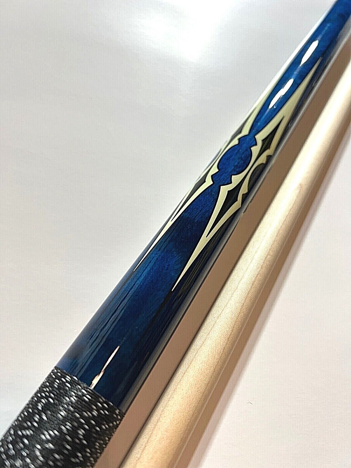 VALHALLA POOL CUE VA231 BY VIKING BRAND NEW FREE SHIPPING FREE CASE BEST VALUE