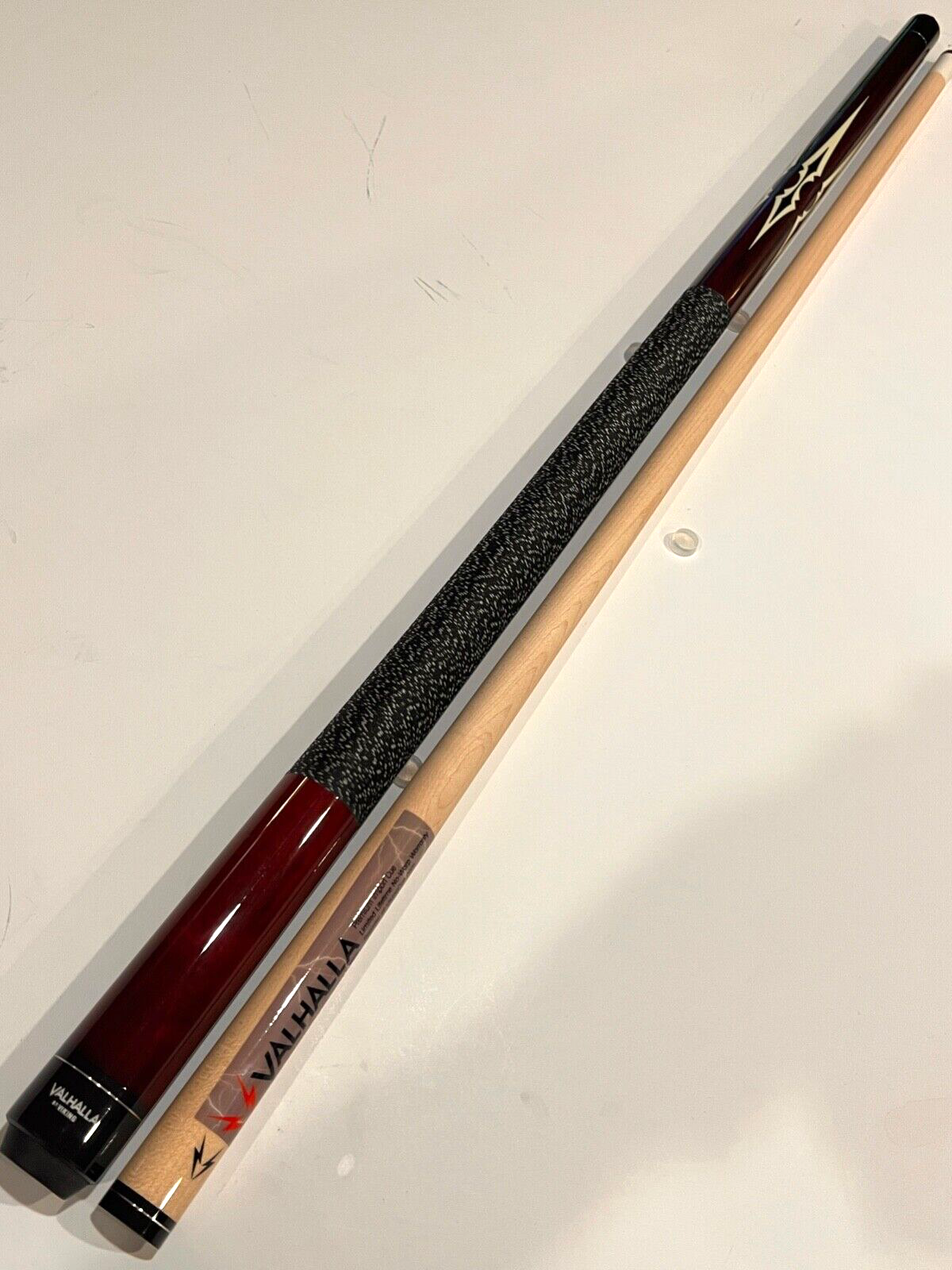 VALHALLA POOL CUE VA232 BY VIKING BRAND NEW FREE SHIPPING FREE CASE BEST VALUE