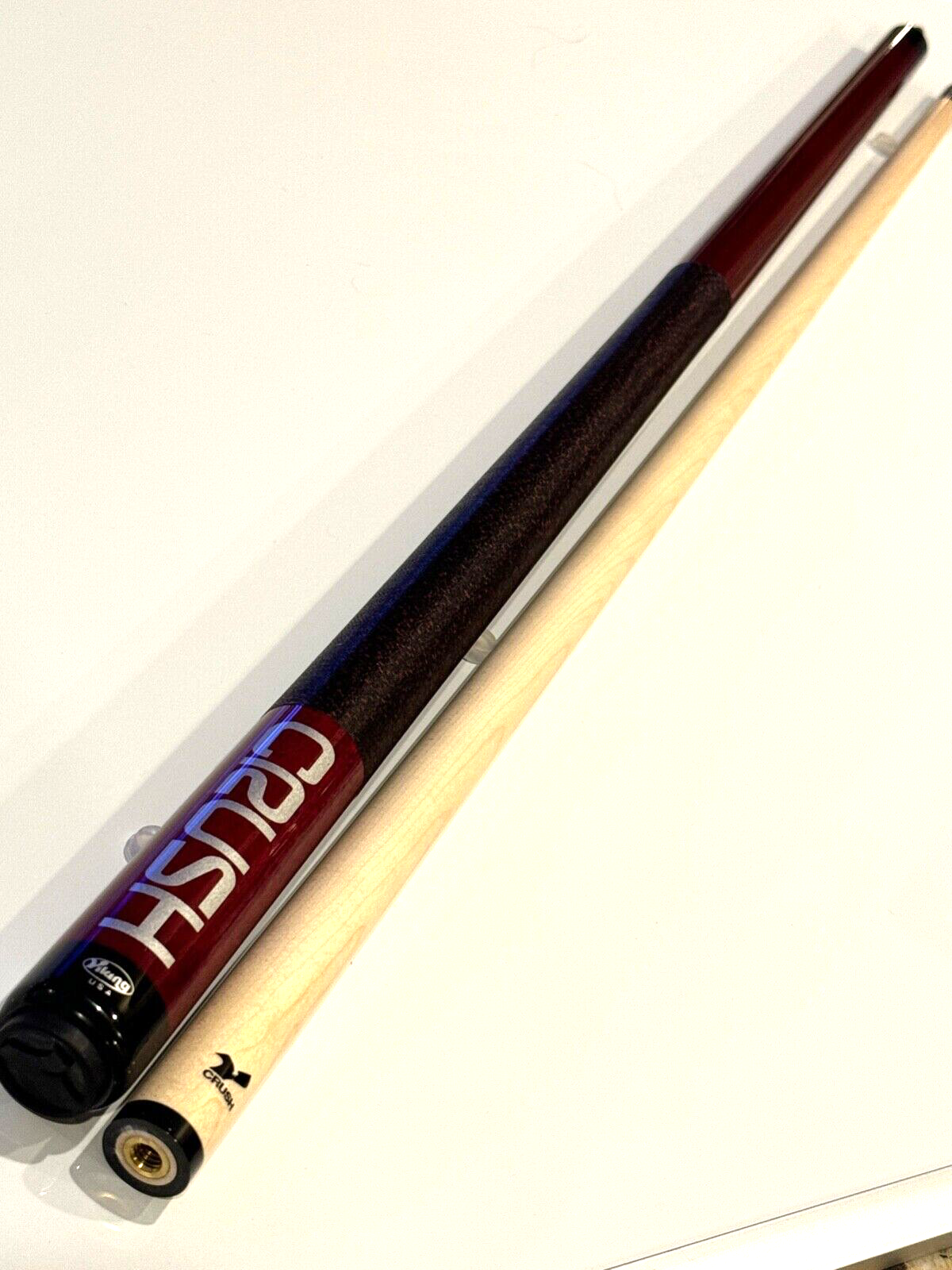 VIKING RED CRUSH BREAK JUMP CUE V CRUSH SHAFT LINEN NEW SHIPS FREE N FREE CASE