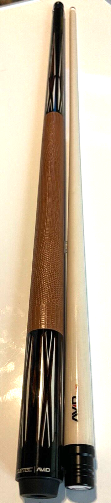 CUETEC AVID PROOF SERIES 11.75 MM POOL CUE 95-325 LEATHER BRAND NEW SHIPS FREE