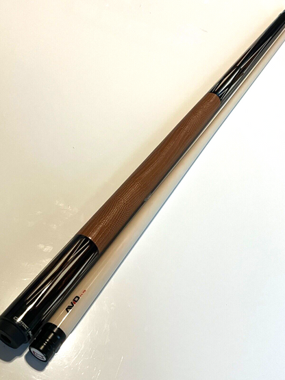 CUETEC AVID PROOF SERIES 12.25 MM POOL CUE 95-325 LEATHER BRAND NEW SHIPS FREE