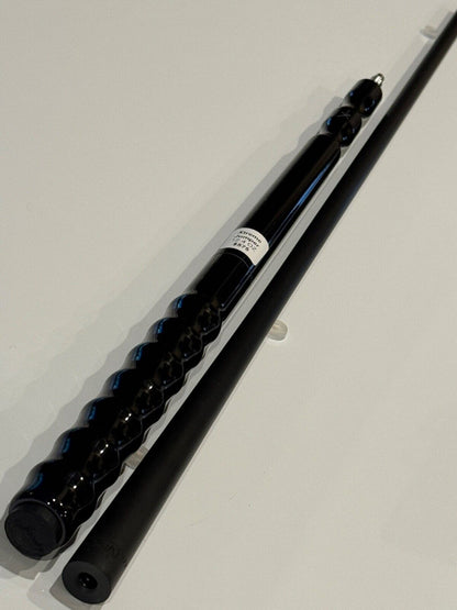 JACOBY XTREME JUMP CUE CARBON FIBER  FREE SHIPPING FREE CASE