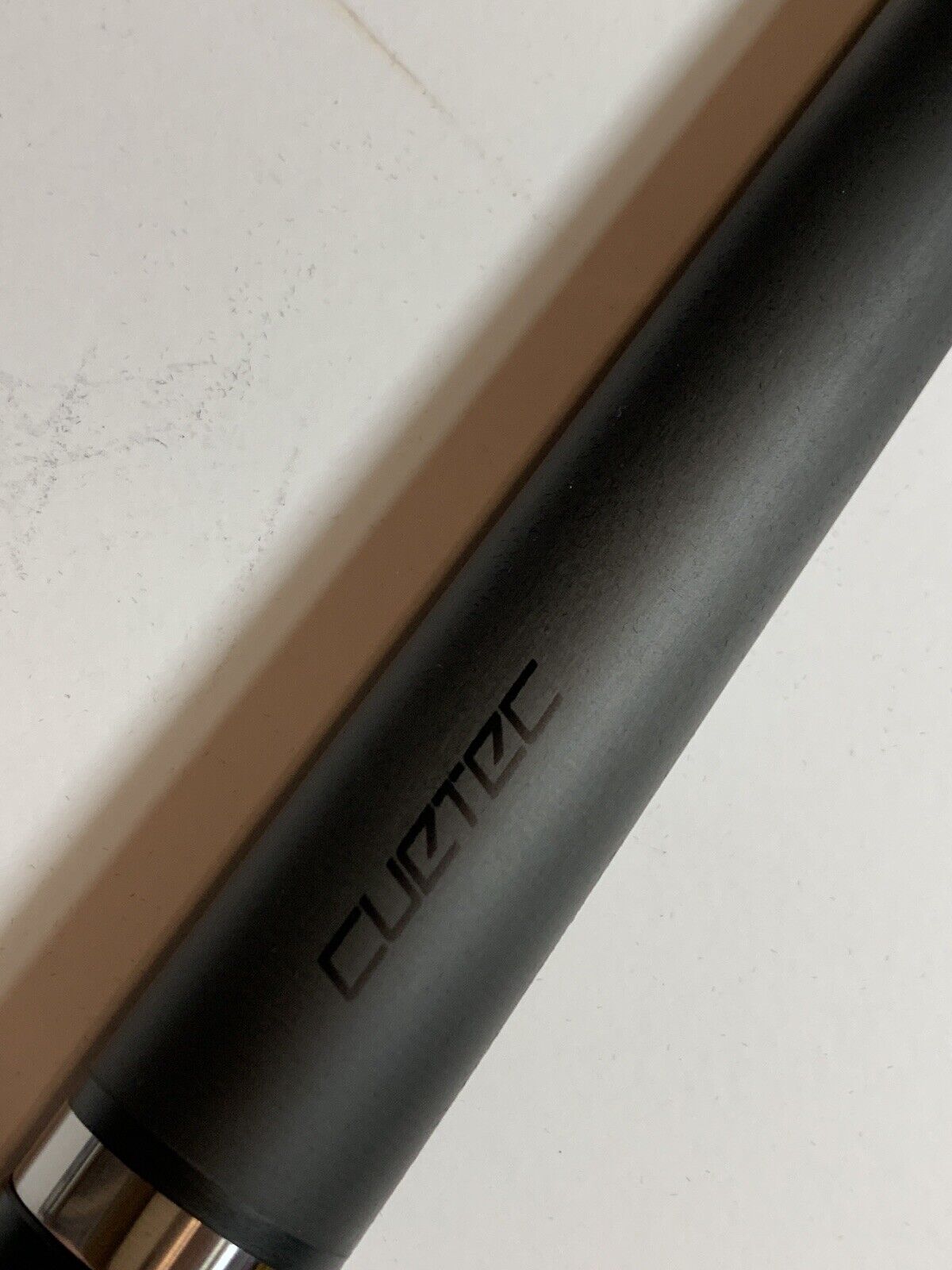 CUETEC TRUEWOOD WALNUT CYNERGY 106-LTW 12.5MM CARBON FBER LEATHER NEW SHIPS FREE