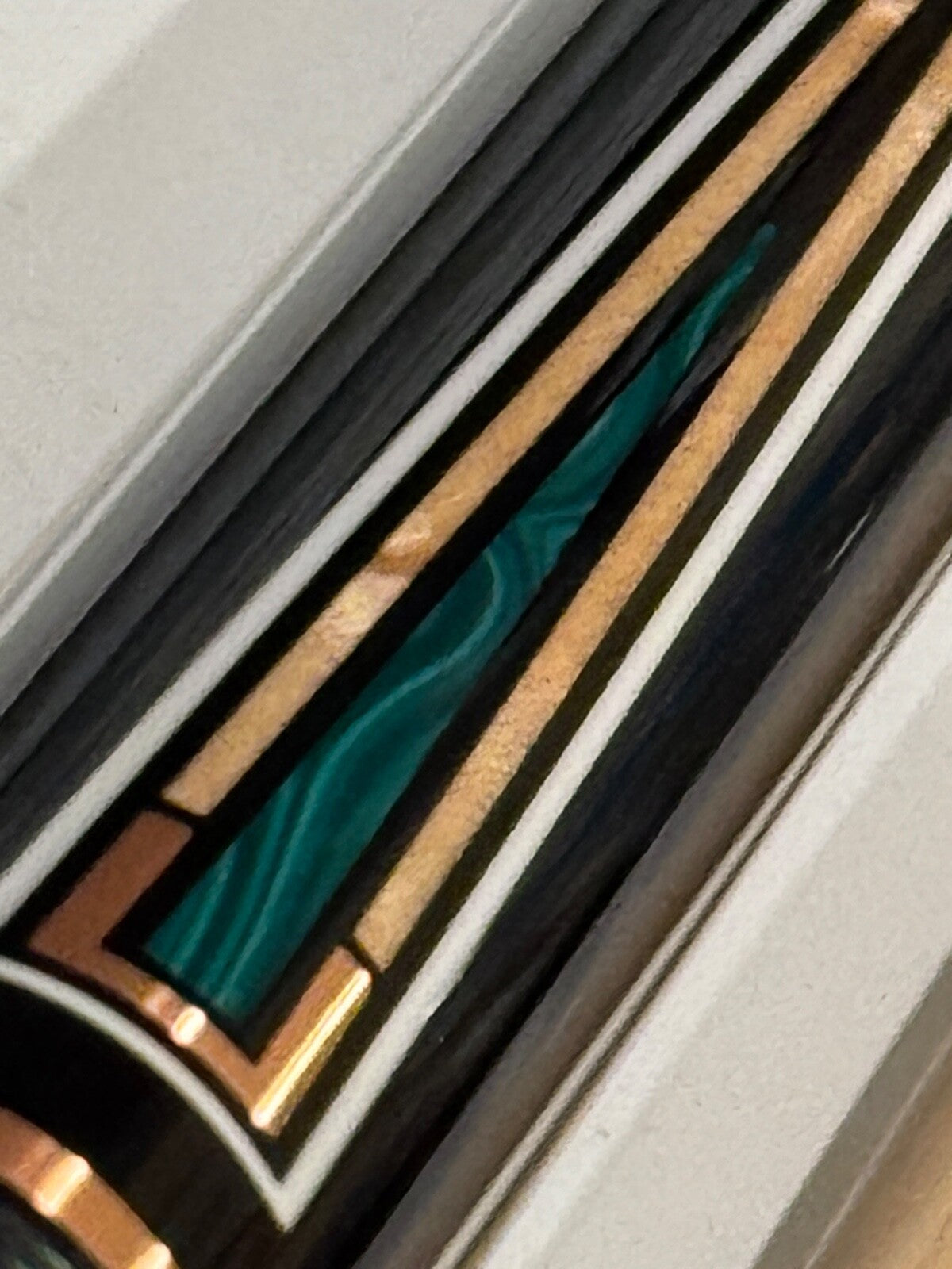45668318