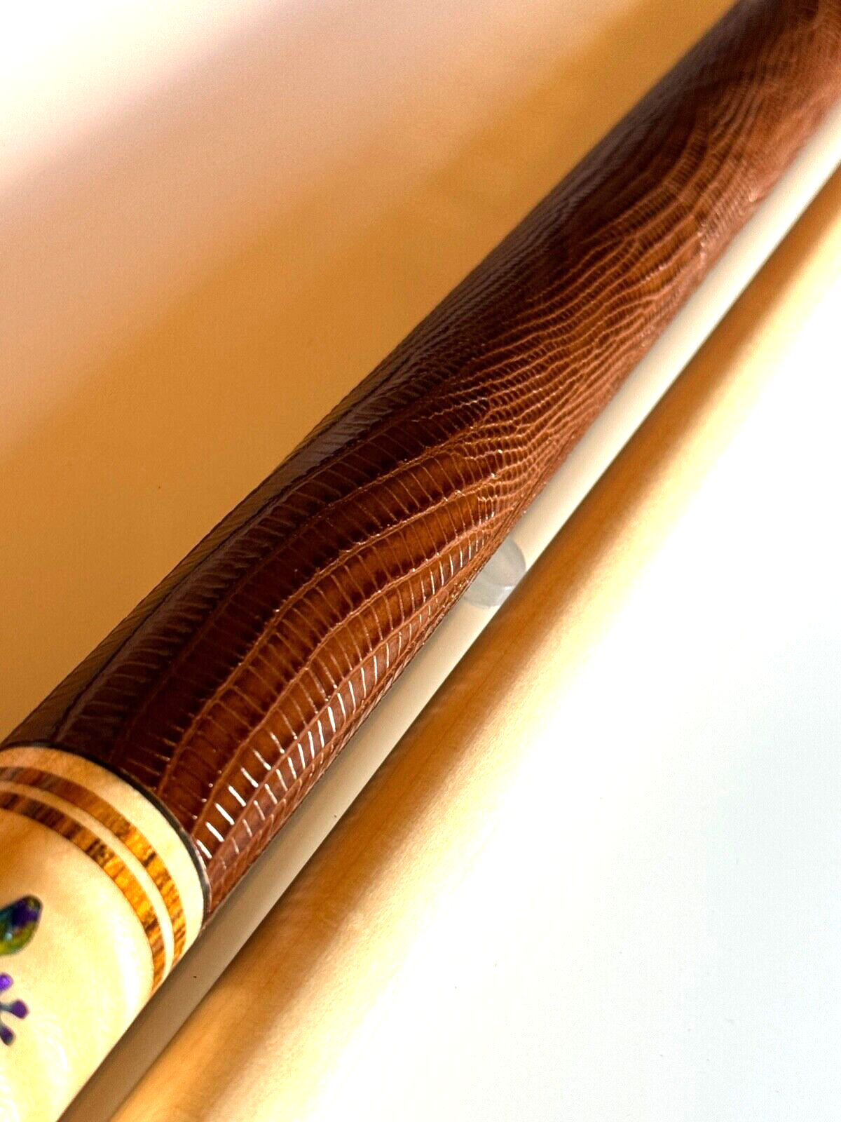 MCDERMOTT G516C GECCO LTD CUE LEATHER MARCH CUE OF MONTH NEW SHPS FREE FREE CASE