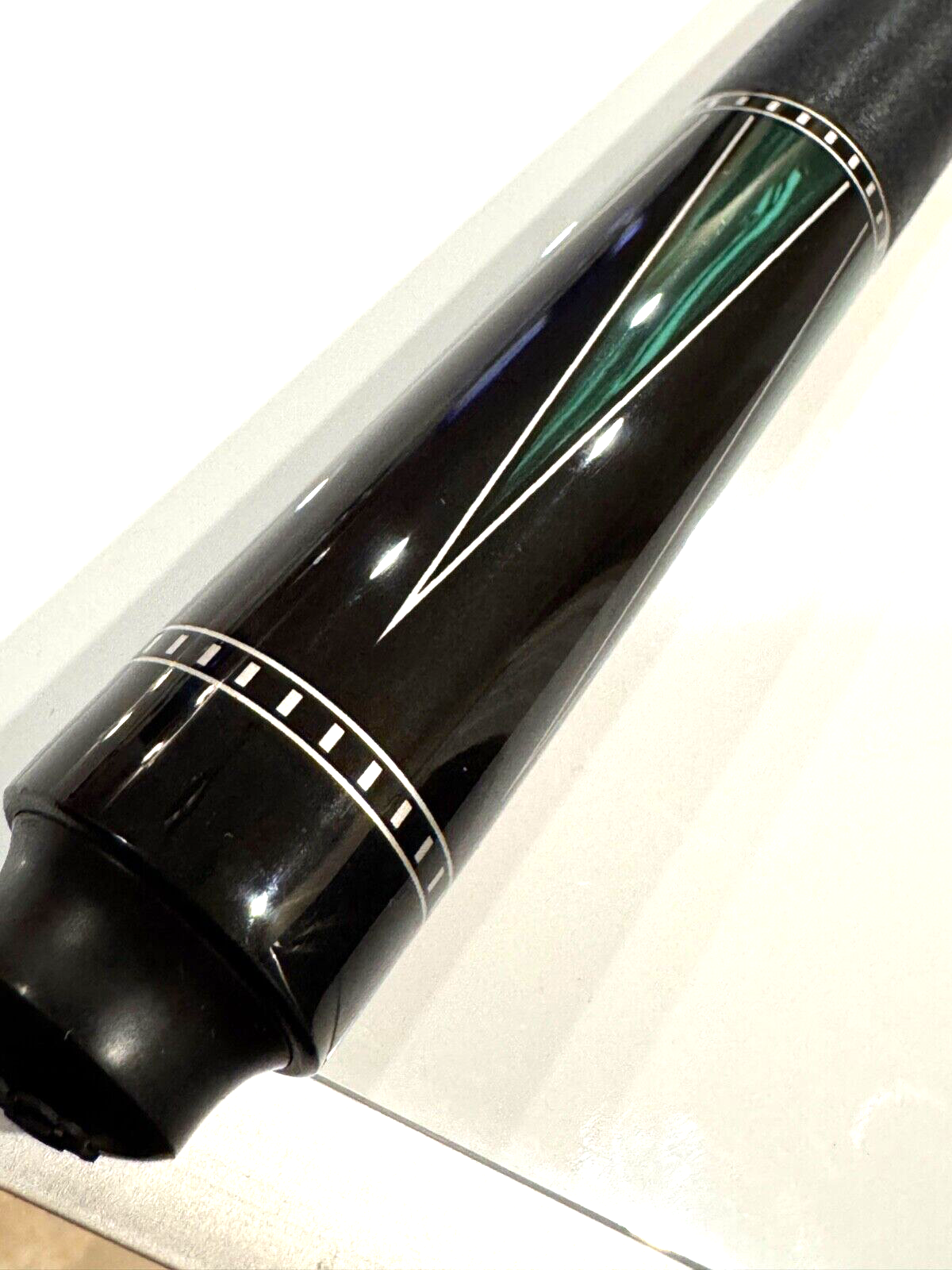 MCDERMOTT L71 LUCKY POOL CUE BRAND NEW 19 OZ 13MM TIP FREE SHIPPING FREE CASE