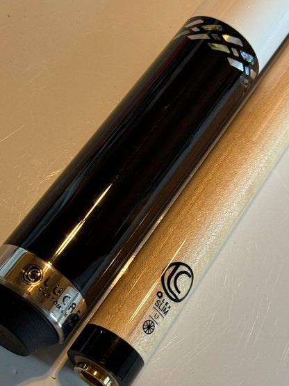 LUCASI LUX 71 CUSTOM CUE # 66/100 UNILOC  ONLY 100 MADE NEW SHIPS FREE FREE CASE