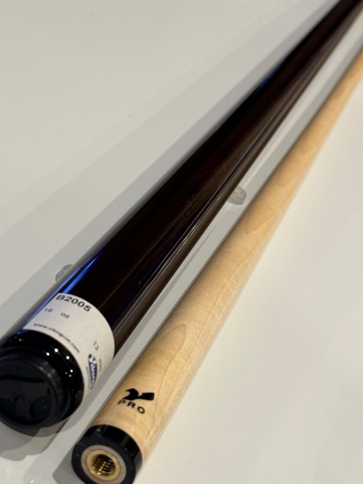 VIKING 2005 POOL CUE TIGER 13.00 MM TIP V PRO SHAFT NEW FREE SHIPPING FREE CASE