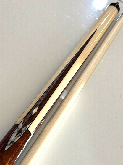 PLAYERS POOL CUE G4147 BIRDSEYE MAPLE WRAPLESS  NEW FREE SHIPPING FREE HARD CASE