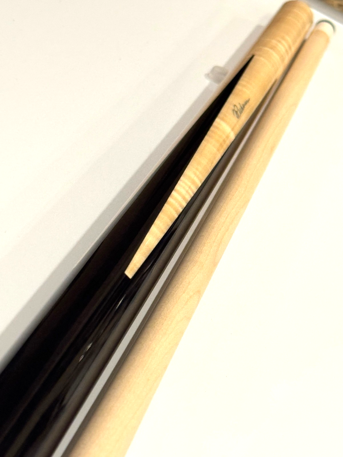 47030028