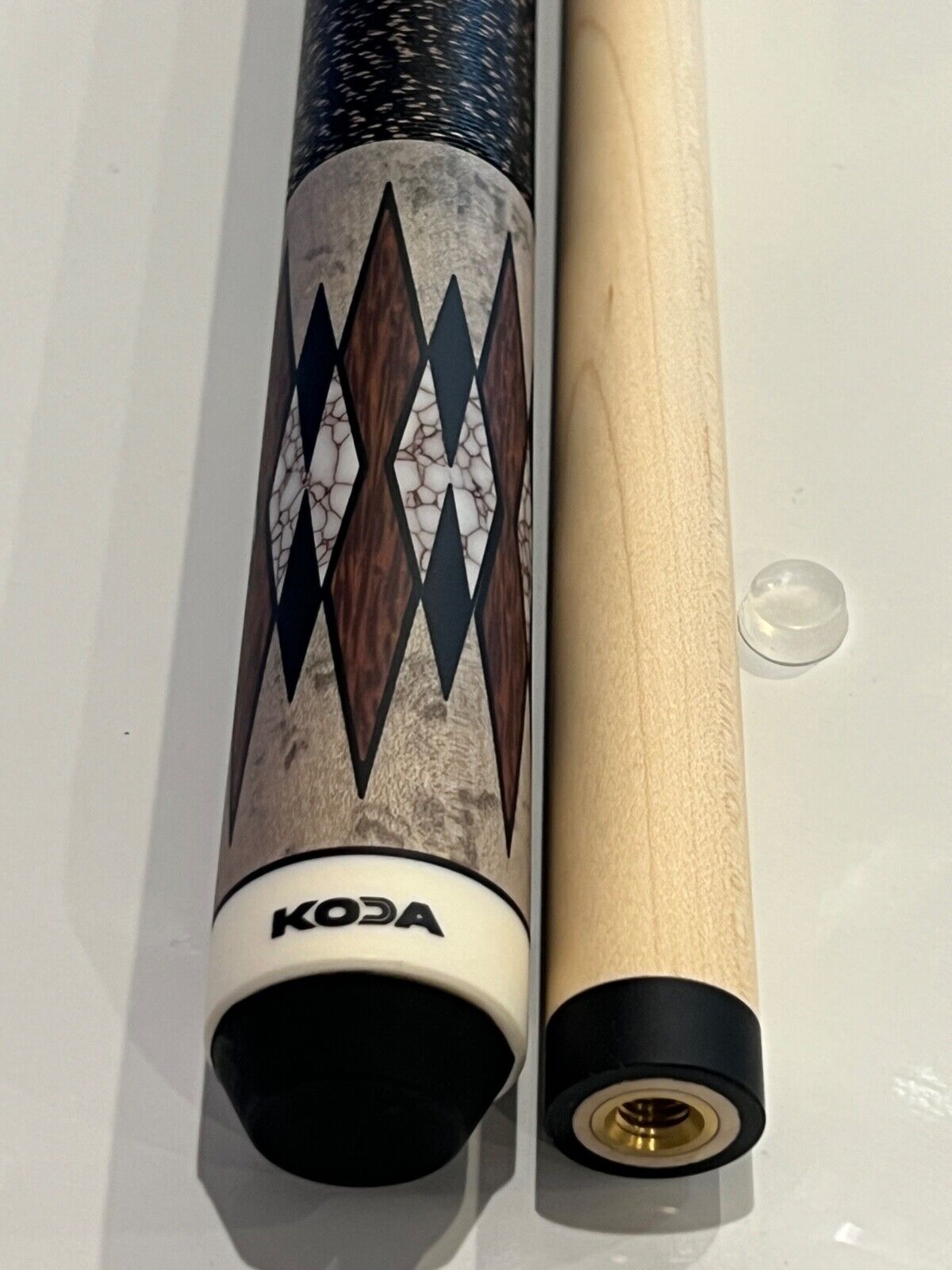 KODA POOL CUE KD52 BRAND NEW FREE SHIPPING FREE HARD CASE BEST DEAL