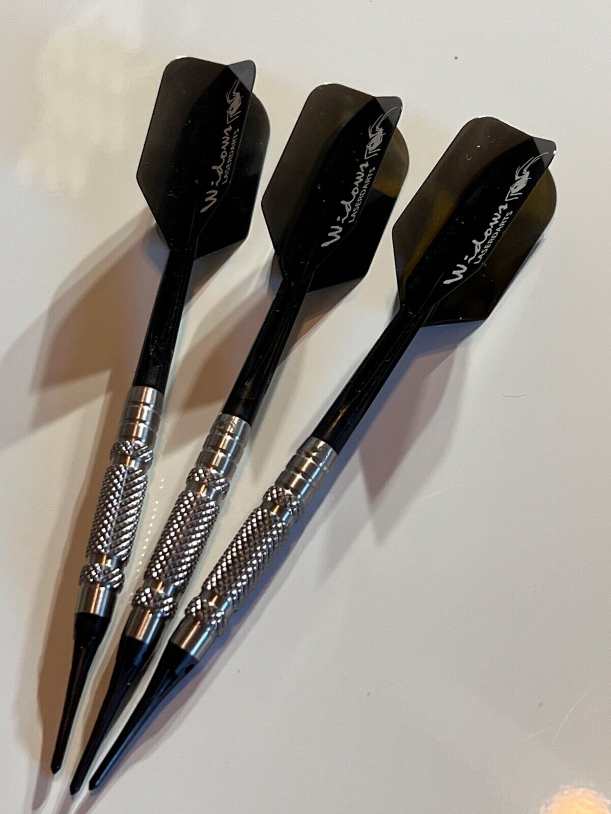 SILVER WIDOW 18 GRAM  LASER DARTS SOFT TIP BRAND NEW FREE SHIPPING FREE FLIGHTS