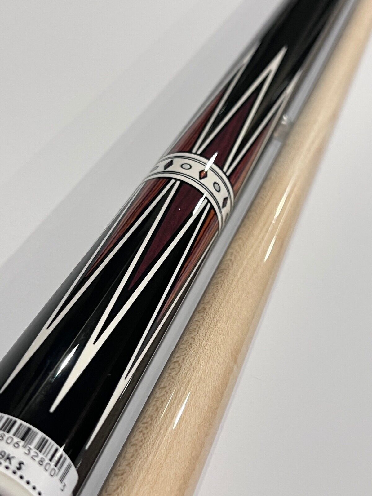 PLAYERS E2320 CUSTOM CUE BRAND NEW FREE SHIPPING FREE HARD CASE BEST VALUE