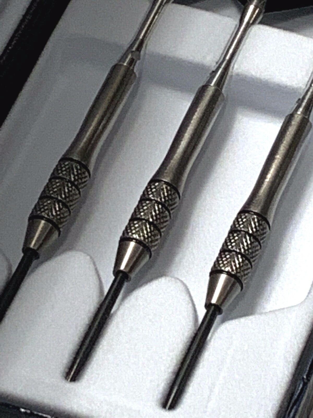 BOTTELSEN DARTS GREAT WHITE STEEL TIP 2392GW7 23 GRAM  FREE SHIPPING N FLIGHTS