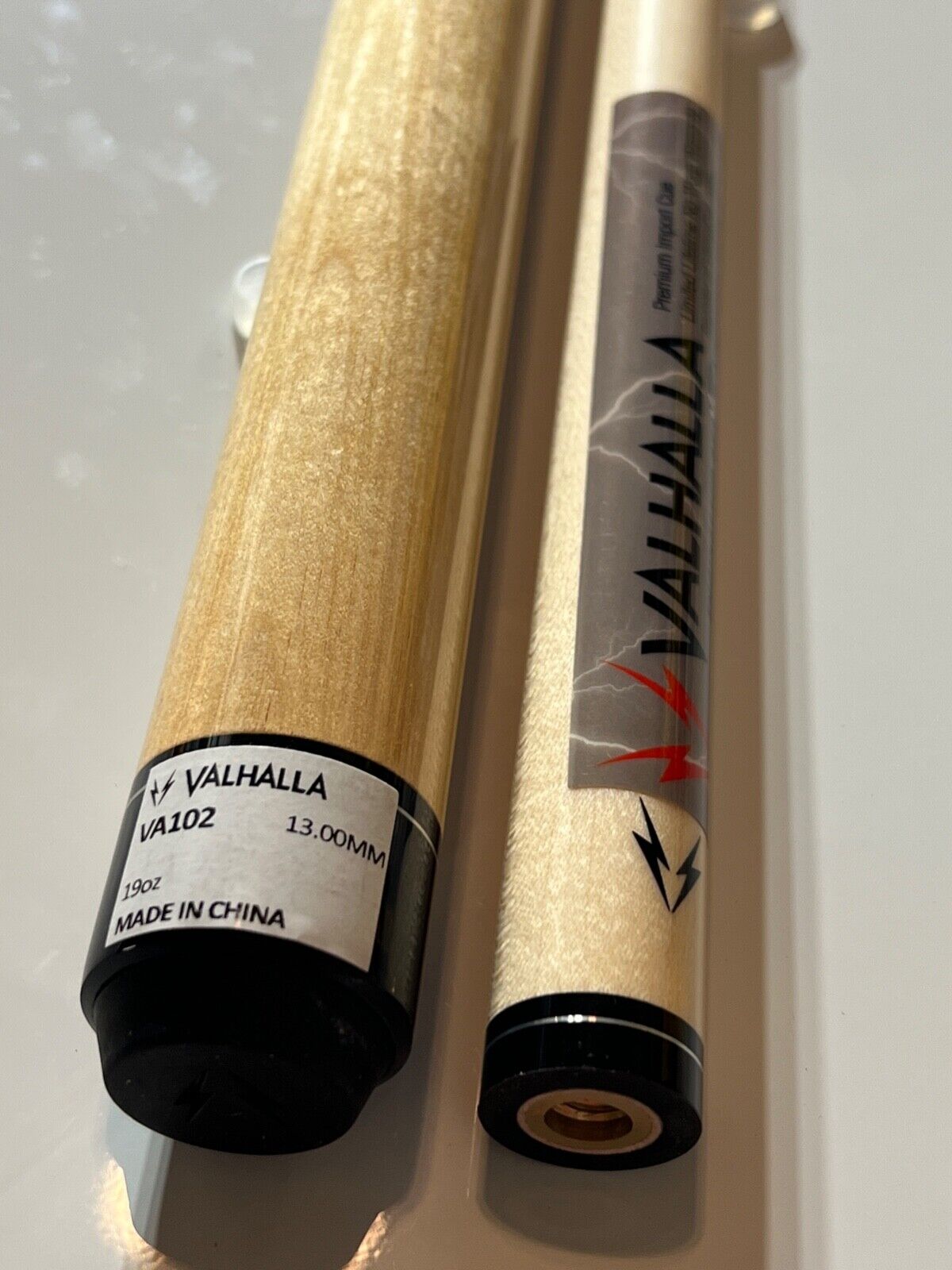 VALHALLA POOL CUE  VA102 BY VIKING BRAND NEW FREE SHIPPING FREE CASE BEST VALUE