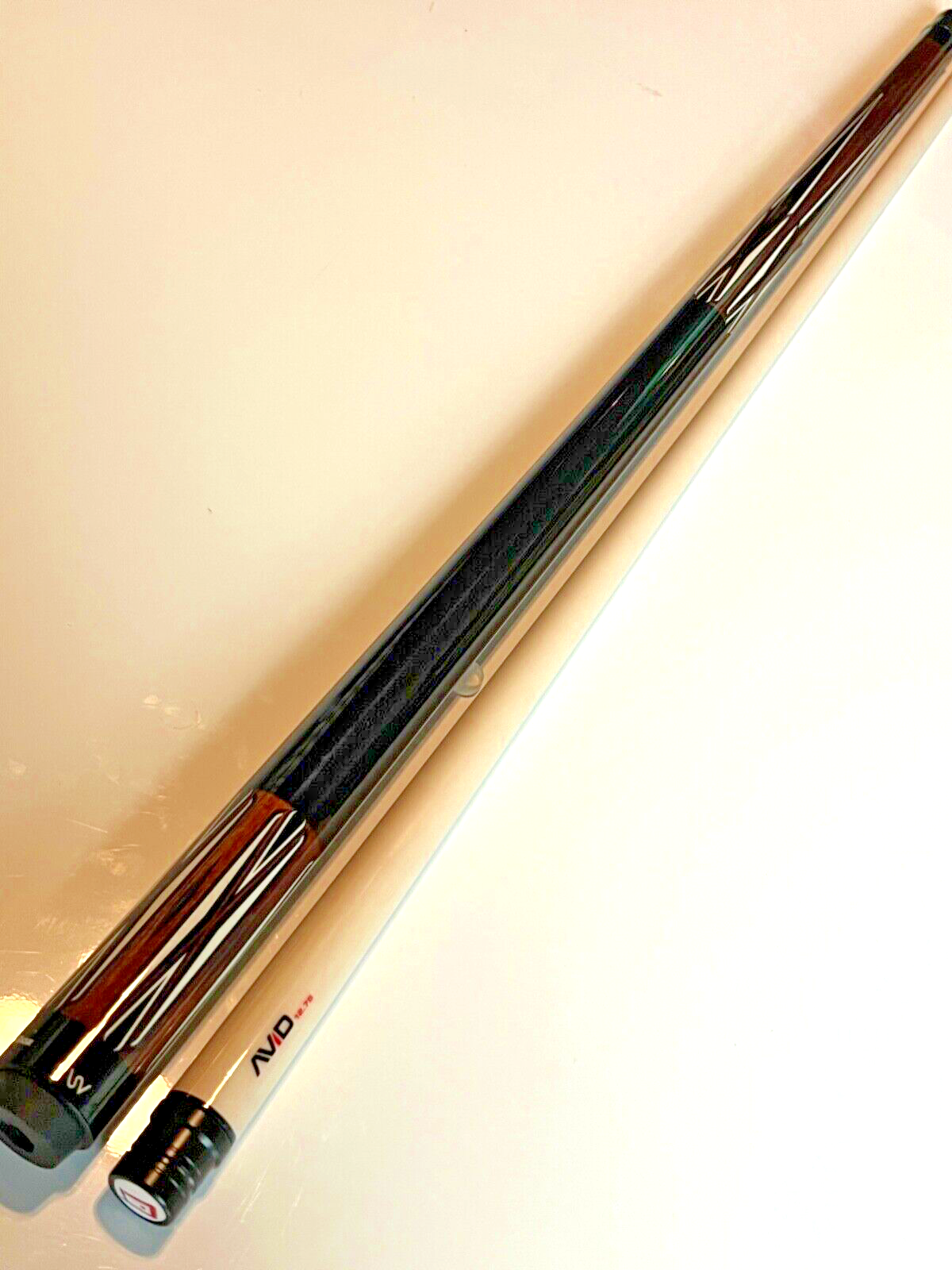 CUETEC AVID PROOF SERIES 12.25 MM POOL CUE 95-326 NW NEW FREE CASE SHIPS FREE