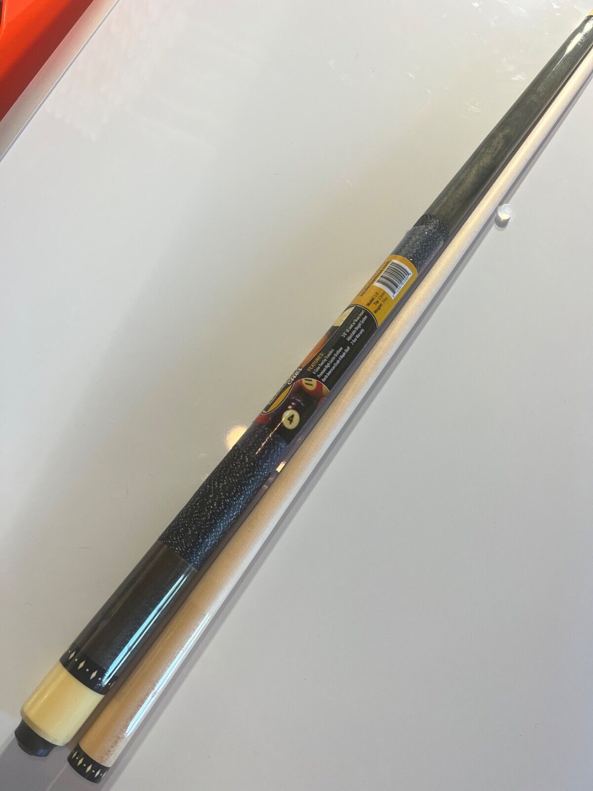 MCDERMOTT L8 LUCKY POOL CUE BRAND NEW 19 OZ 13MM TIP FREE SHIPPING FREE CASE