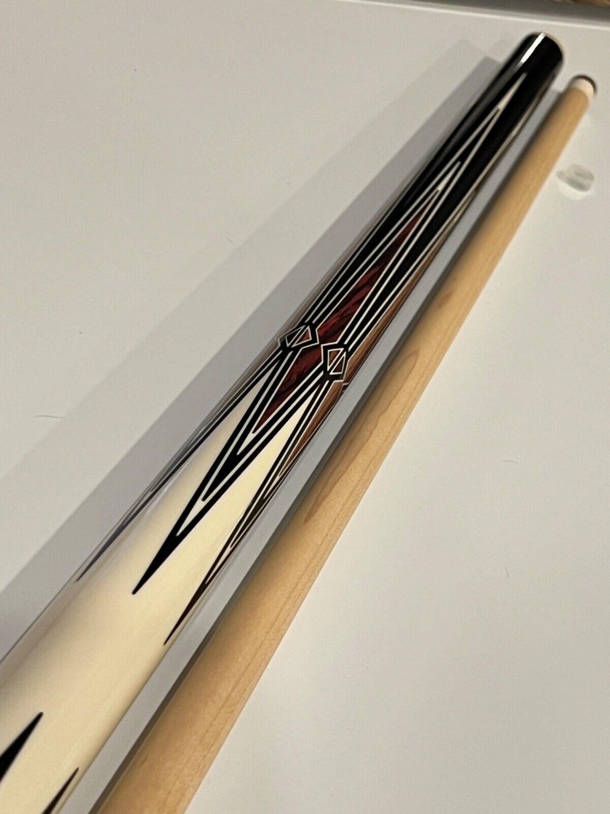 KODA POOL CUE KL131 UNILOC JNT. 12.50MM LD SHAFT NEW SHIPS FREE N FREE HARD CASE