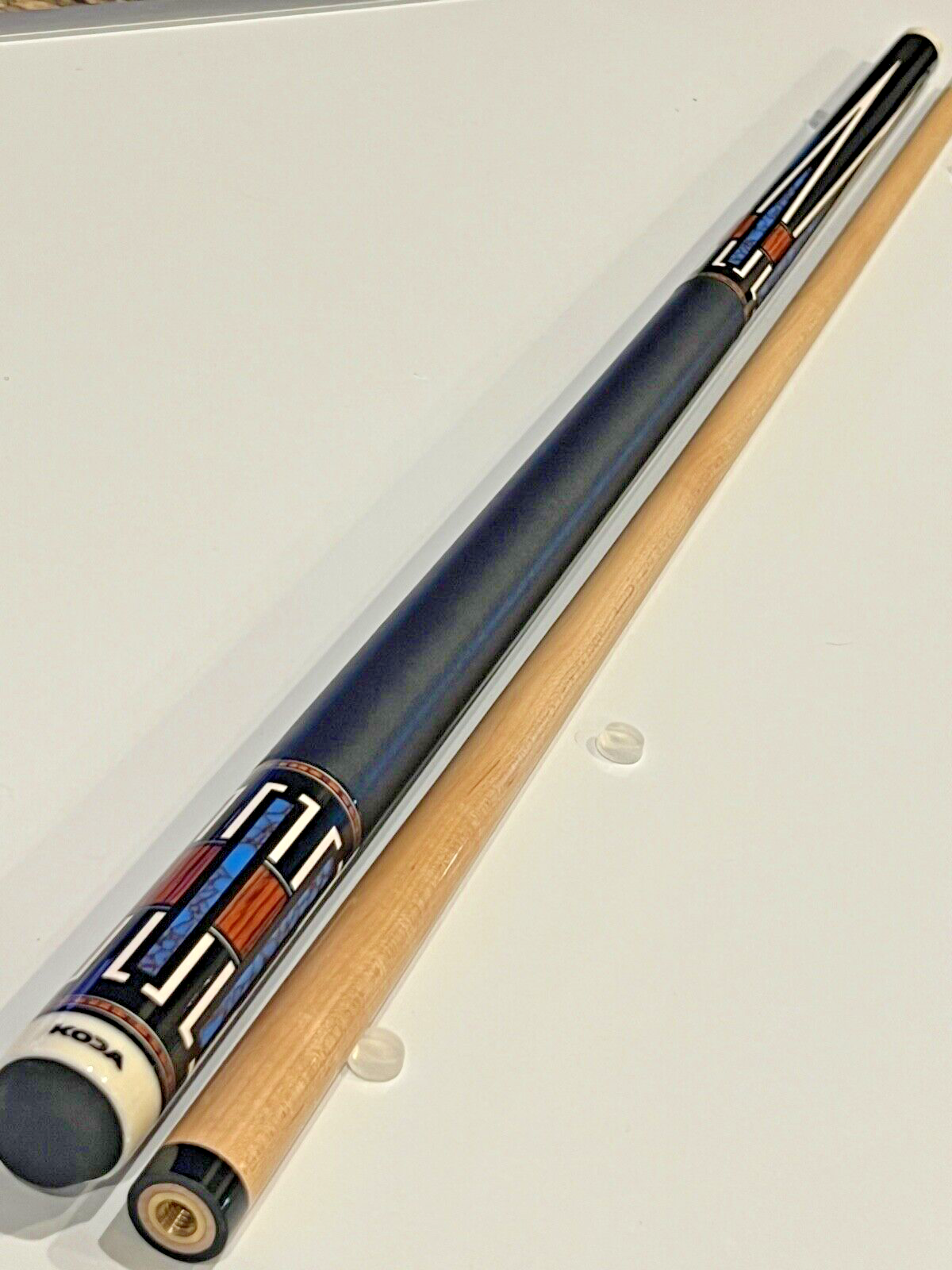 KODA POOL CUE KD51 5/16X18 BRAND NEW FREE SHIPPING FREE HARD CASE BEST DEAL