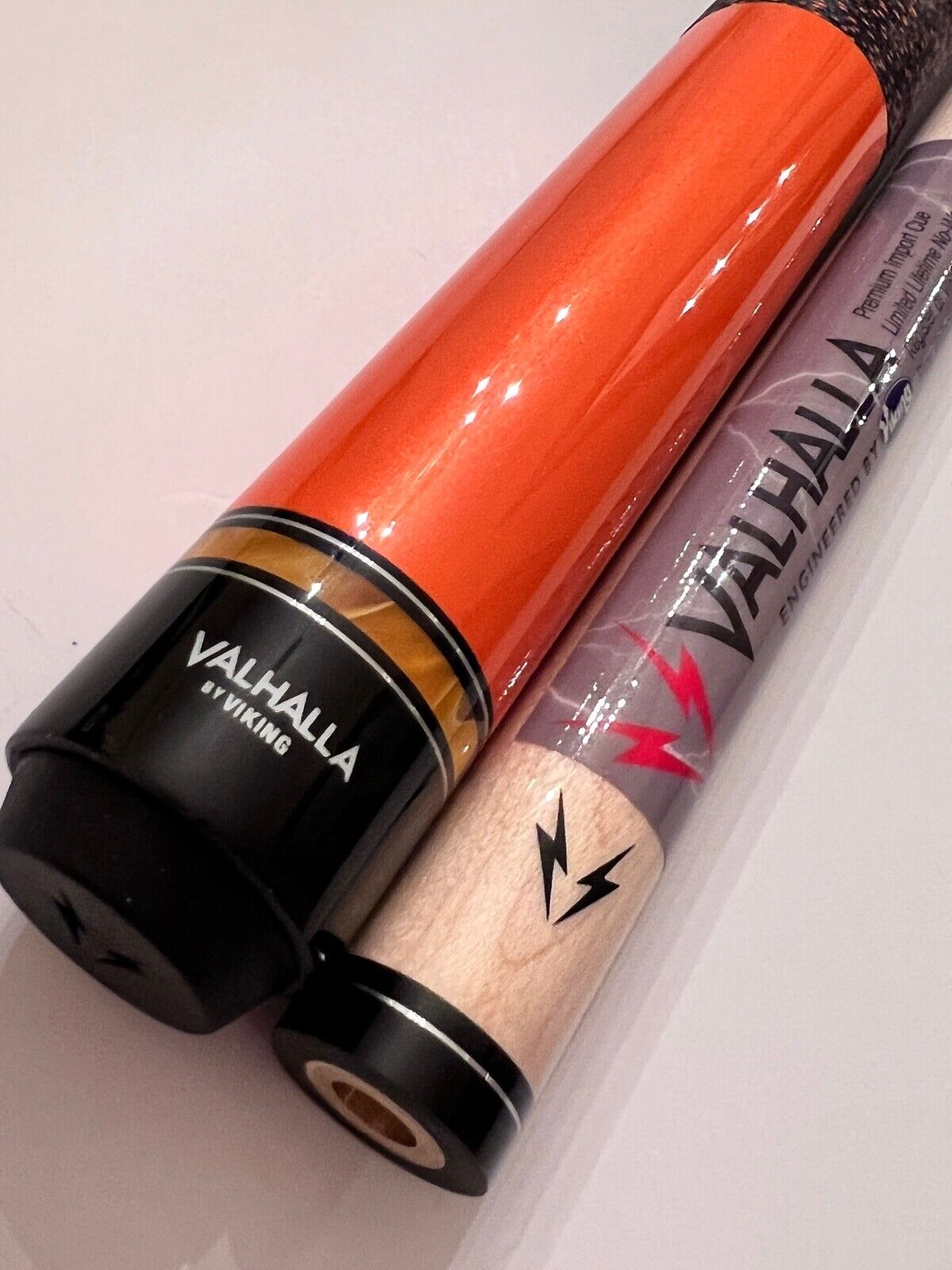 VALHALLA POOL CUE  VG 021 BY VIKING BRAND NEW FREE SHIPPING FREE CASE BEST VALUE