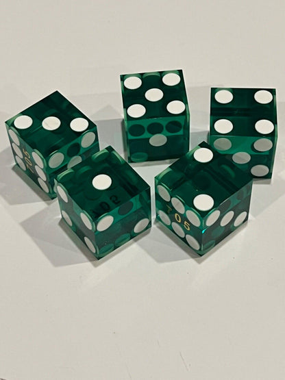 CASINO DICE 19MM BRAND NEW SEET OF 5 DICE GREEN COLOR GLOSSY FINISH SHIPS FREE