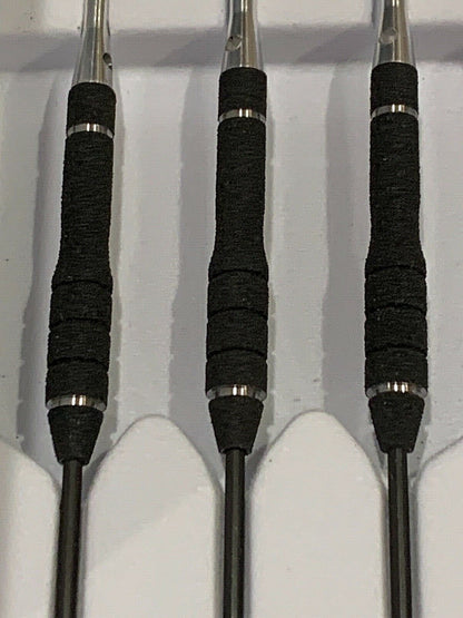 BOTTELSEN GREAT WHITE STEEL TIP DARTS MODEL 239XGW7BK  23 GR NEW FREE SHIPPING