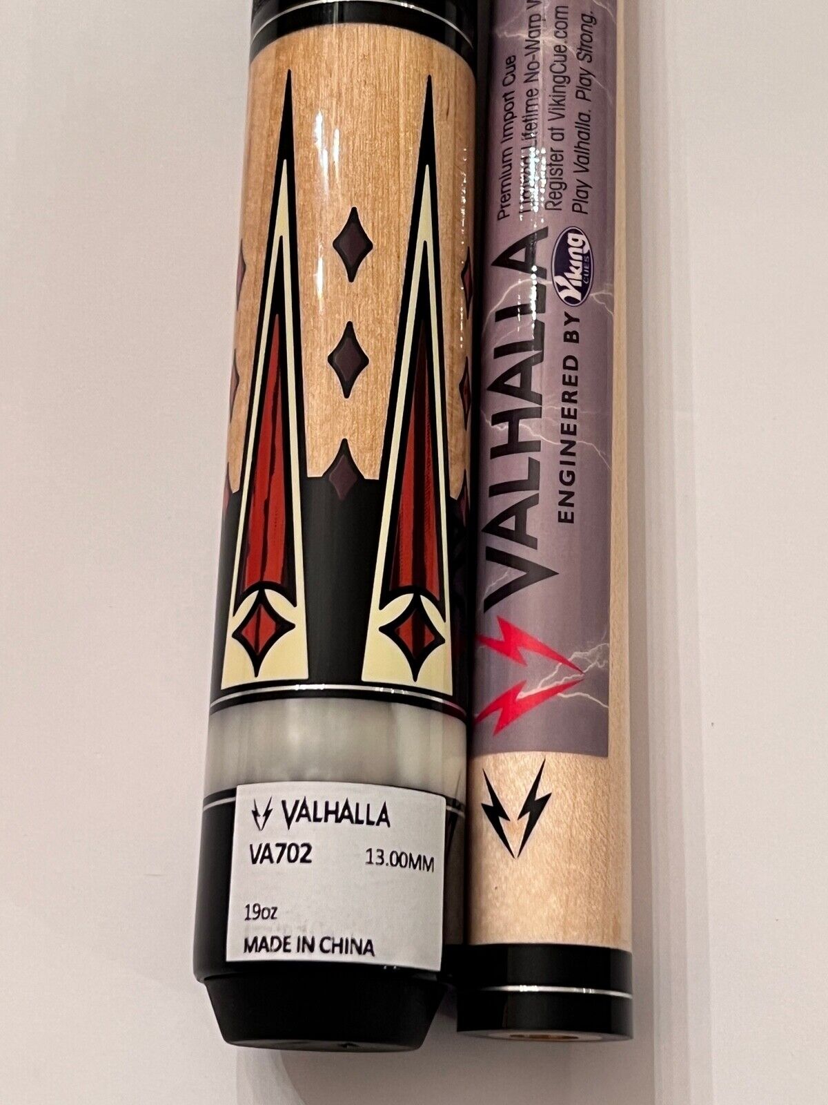 VALHALLA POOL CUE  VA702 BY VIKING BRAND NEW FREE SHIPPING FREE HARD CASE