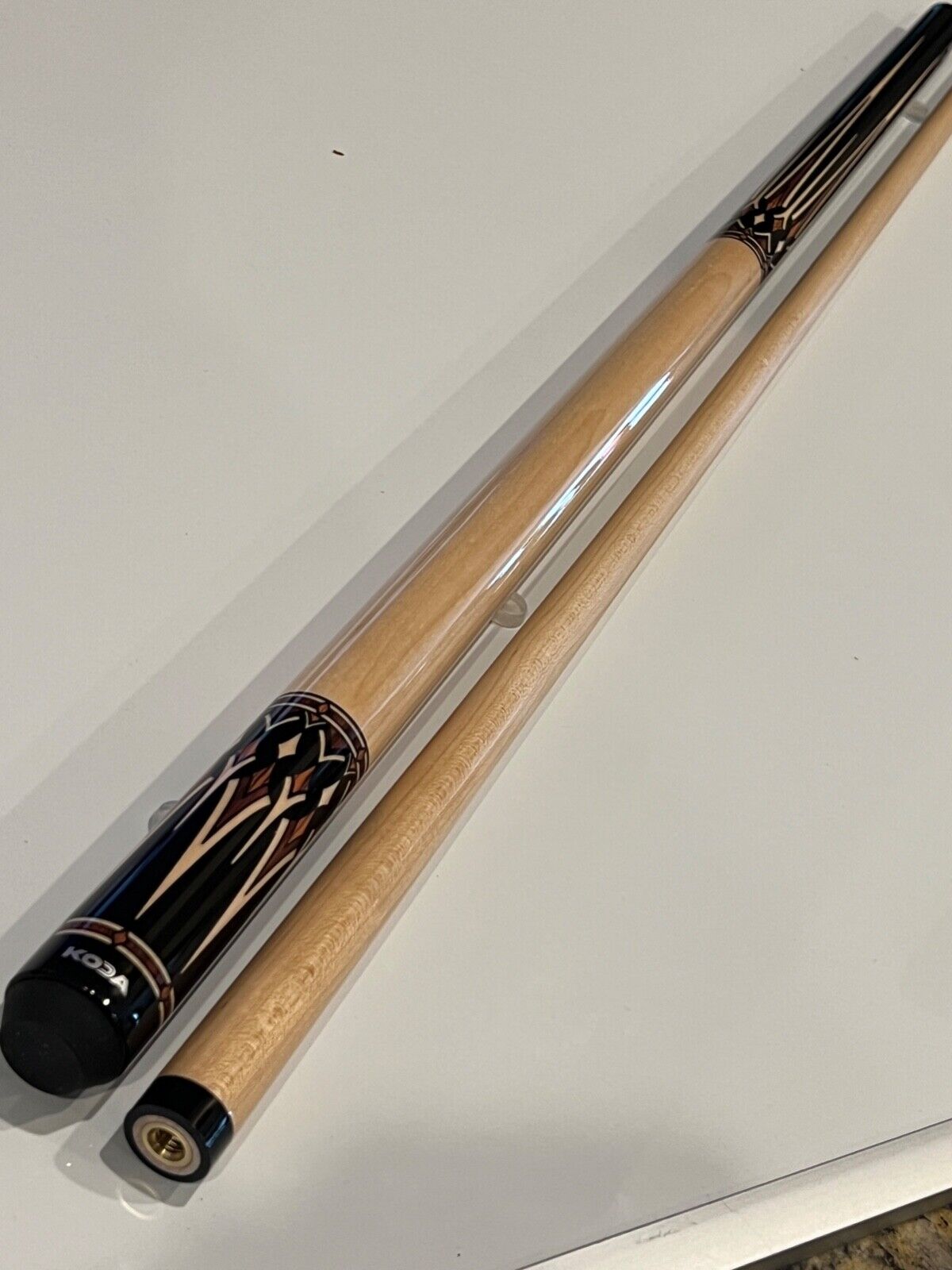 KODA POOL CUE KD53 12.75MM TIP BRAND NEW FREE SHIPPING FREE HARD CASE BEST DEAL