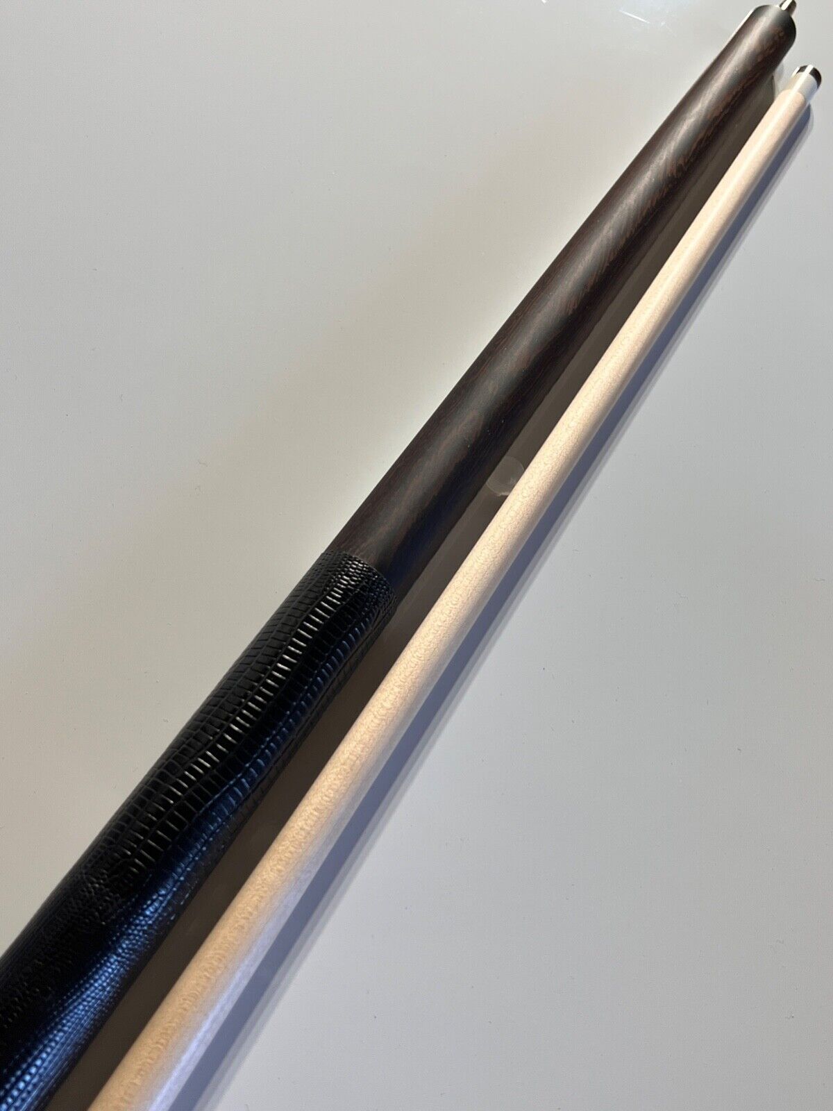 LUCASI LUX LZDU11 CUSTOM CUE UNILOC 11.75MM LTD ONLY 200 MADE NEW FREE SHIPPING