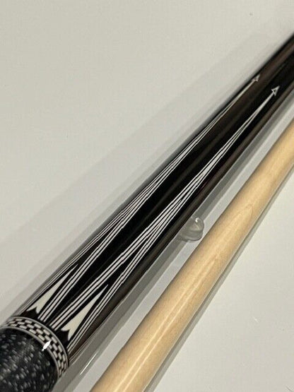 MCDERMOTT L22 LUCKY POOL CUE BRAND NEW 19 OZ 13MM TIP FREE SHIPPING FREE CASE